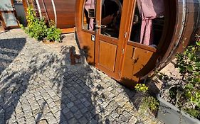 Schlafen im Weinfass